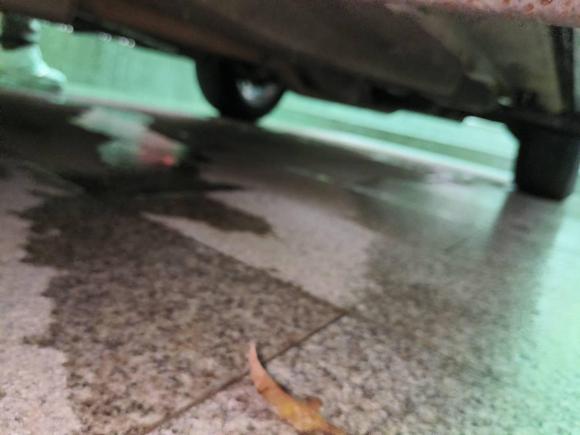 [广州·粤A] 二手Jeep自由侠2019款 220T 自动精英版
