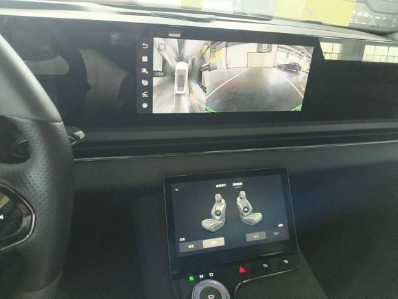 [武汉·鄂A] 二手岚图汽车岚图追光2024款 PHEV 四驱超长续航旗舰版