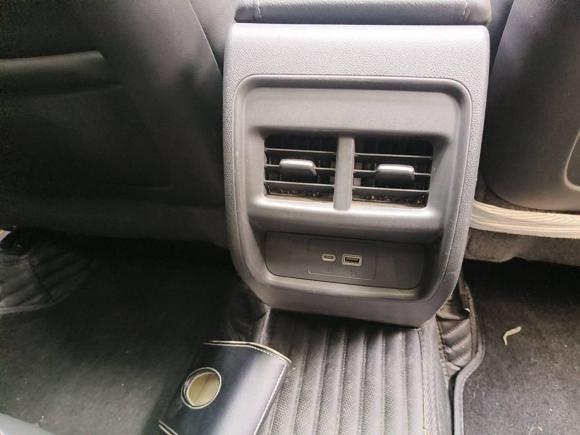 [武汉·鄂A] 二手凯迪拉克凯迪拉克XT42018款 28T 两驱技术型