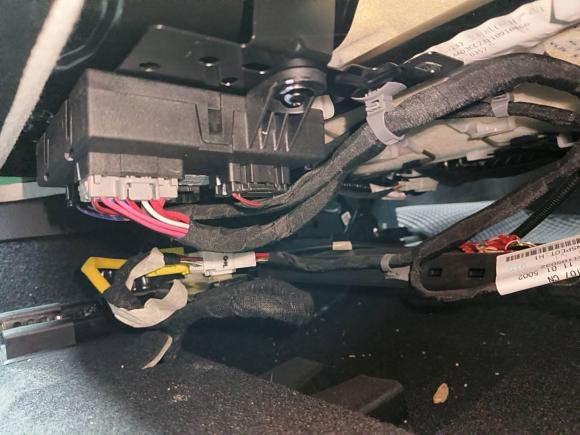 [深圳·粤L] 二手奔腾奔腾B702023款 第三代 1.5T 自动畅享型