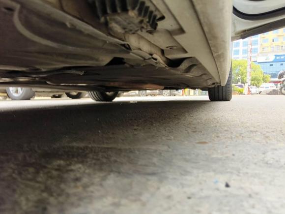 [南昌·赣M] 二手宝马宝马5系2014款 525Li 豪华设计套装