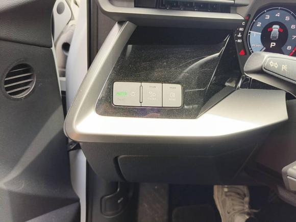 [深圳·粤L] 二手奥迪奥迪A32021款 Sportback 35 TFSI 进取运动型