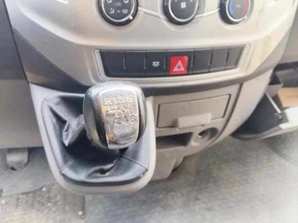 [常州·苏D] 二手东风御风御风2018款 2.5T物流车A100长轴高顶5-9座国V ZD25