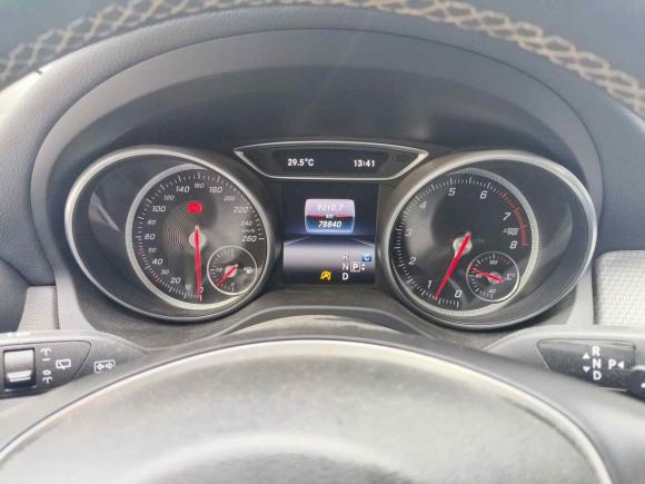 [成都·川S] 二手奔驰奔驰GLA2017款 GLA 200 时尚型