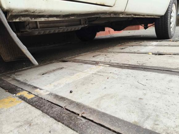 [上海·沪A] 二手福特经典全顺2013款 2.8T柴油普通型短轴中顶JX493ZLQ4