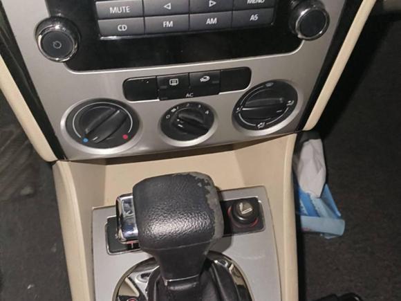 [绍兴·浙D] 二手大众朗逸2011款 1.6L 自动品雅版