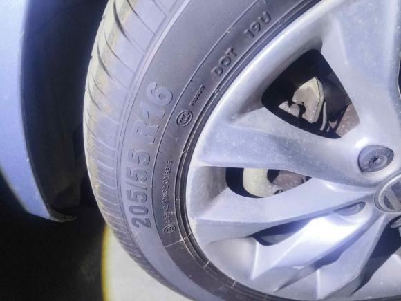 [武汉·鄂A] 二手大众高尔夫2010款 1.4TSI 自动舒适型