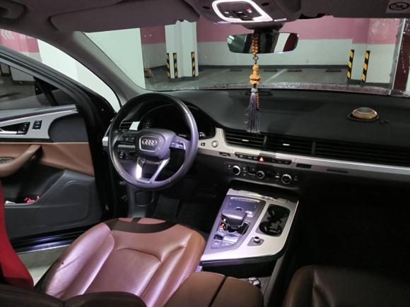 [佛山·粤A] 二手奥迪奥迪Q72018款 40 TFSI 舒适型