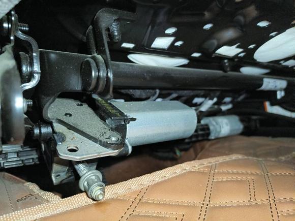 [深圳·粤B] 二手奥迪奥迪Q72021款 45 TFSI quattro S line运动型