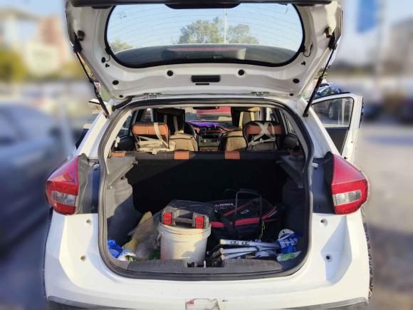 [南昌·赣A] 二手奇瑞瑞虎3x2017款 1.5L 手动都市版