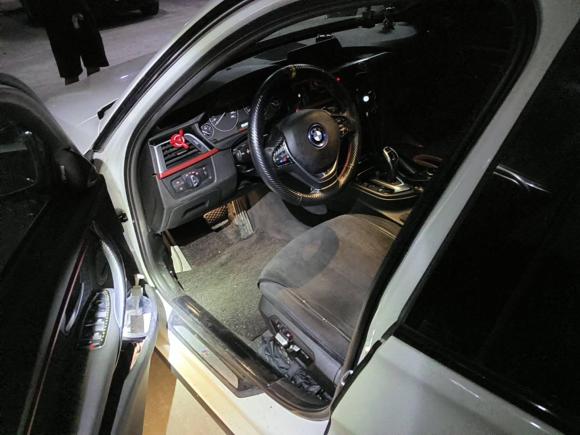 [温州·浙C] 二手宝马宝马3系2017款 320i M运动型