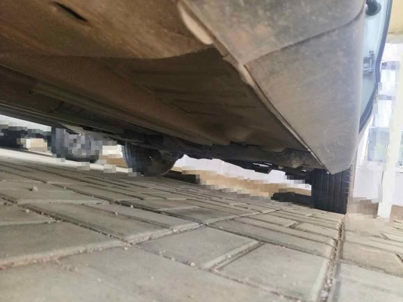 [武汉·鄂A] 二手标致标致30082015款 2.0L 自动经典版