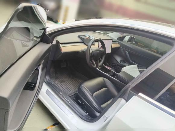 [上海·沪A] 二手特斯拉Model 32019款 标准续航后驱升级版
