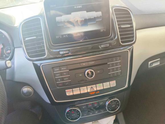 [上海·鲁H] 二手奔驰奔驰GLE轿跑2015款 GLE 320 4MATIC 轿跑SUV