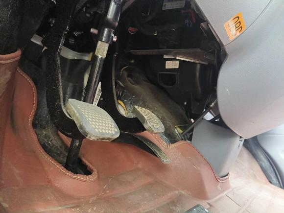 [宁波·浙B] 二手上汽大通MAXUS新途V802021款 2.0T 手动经典傲运通长轴中顶6/7/8/9座