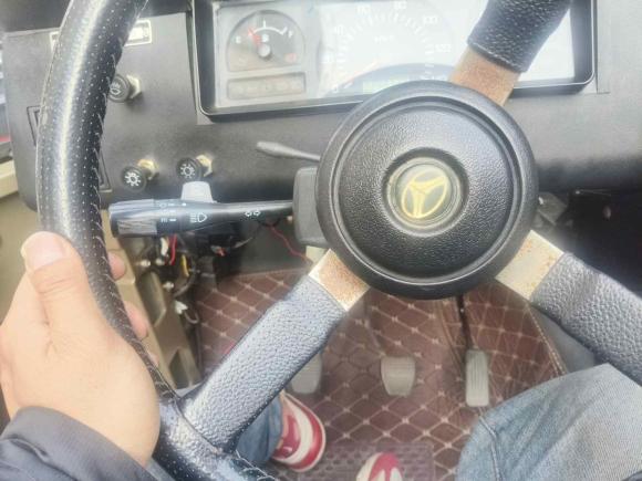 [杭州·浙A] 二手北京汽车制造厂212经典2016款 2.0L 三角门 四驱豪华型 国V