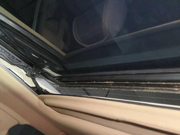 [西安·陕A] 二手哈弗哈弗H92015款 2.0T 四驱豪华型 7座