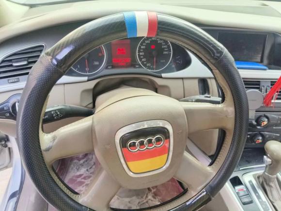 [成都·川A] 二手奥迪奥迪A4L2011款 2.0 TFSI 标准型