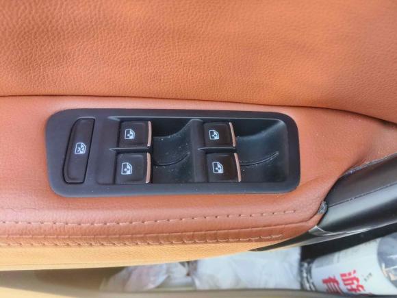 [苏州·苏E] 二手大众高尔夫·嘉旅2016款 230TSI 自动进取型