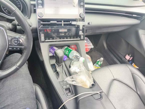 [广州·粤A] 二手丰田亚洲龙2019款 双擎 2.5L 豪华版 国VI