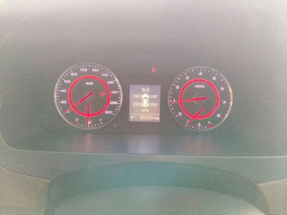 [上海·沪B] 二手上汽大通MAXUS大通G102016款 2.0T 自动旗舰版