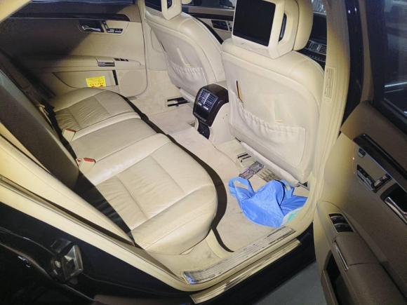 [广州·粤A] 二手奔驰奔驰S级2010款 S 350 L 豪华型
