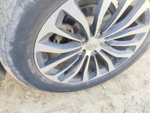 [济南·鲁A] 二手中华中华V62018款 1.5T 自动豪华型