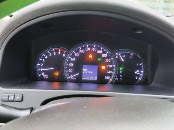 [上海·沪A] 二手丰田皇冠2010款 3.0L Royal 真皮版