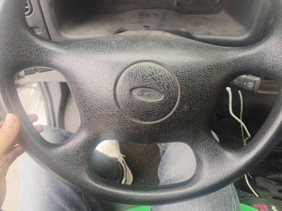 [义乌·浙G] 二手福特经典全顺2016款 2.8T柴油短轴6座中顶多功能车JX493ZLQ4