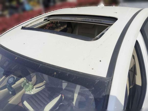 [合肥·皖A] 二手长安逸动2016款 1.6L 手动风尚型