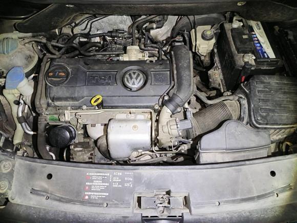 [上海·沪B] 二手大众途安2013款 1.4T 手动风尚版5座