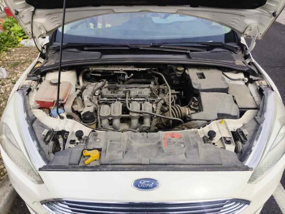 [上海·辽E] 二手福特福克斯2015款 三厢 1.6L 自动舒适型