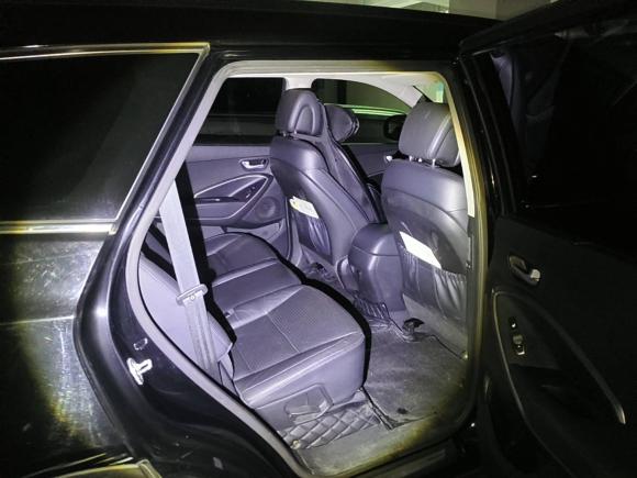 [济南·鲁A] 二手现代格越2013款 2.2T 7座四驱旗舰版