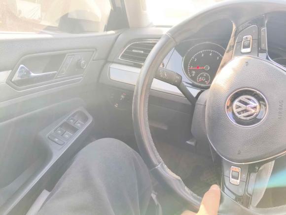 [南通·苏F] 二手大众凌渡2017款 280TSI DSG豪华版