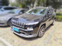 [上海·沪B] Jeep自由光2017款 2.0L 优越版