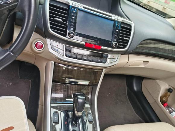 [常州·苏D] 二手本田雅阁2014款 2.4L EXN 豪华导航版