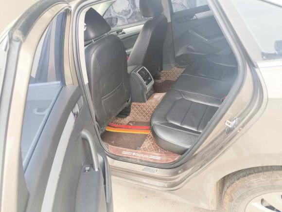 [广州·桂D] 二手大众帕萨特2014款 1.8TSI DSG尊荣版