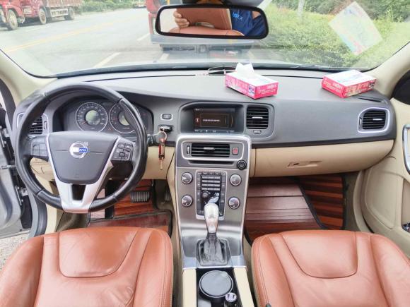 [武汉·鄂A] 二手沃尔沃沃尔沃S602013款 T5 智雅版