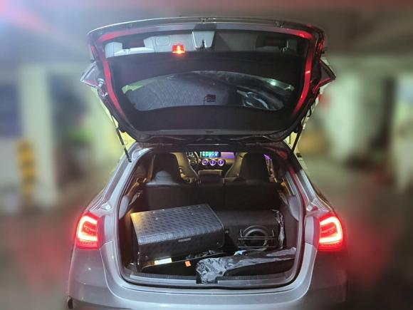 [广州·粤A] 二手奔驰奔驰A级AMG2020款 改款 AMG A 35 4MATIC