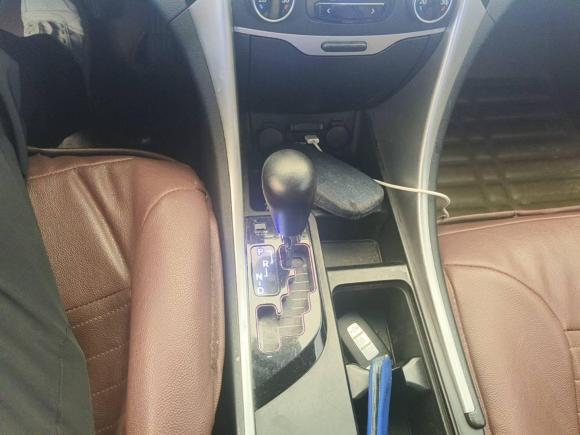 [合肥·皖B] 二手现代索纳塔2014款 2.0L 自动豪华版