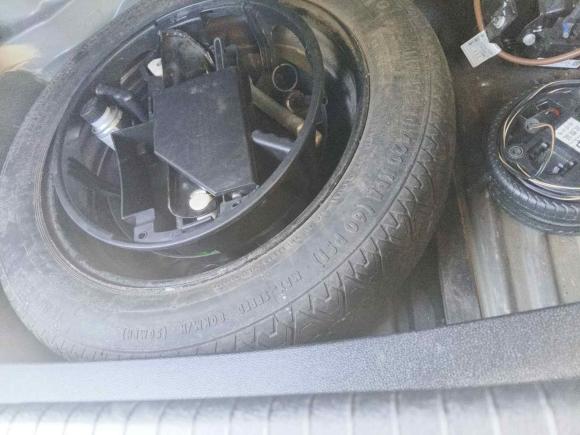 [义乌·浙G] 二手奔驰奔驰E级2014款 改款 E 260 L 运动型