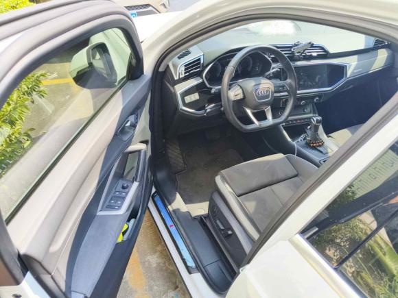 [深圳·粤S] 二手奥迪奥迪Q32022款 35 TFSI 时尚动感型