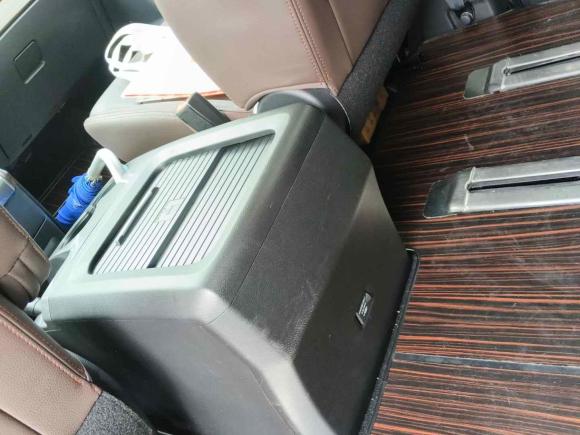 [上海·沪F] 二手东风风行菱智PLUS2021款 旅行版 2.0L 手动豪华型 7座