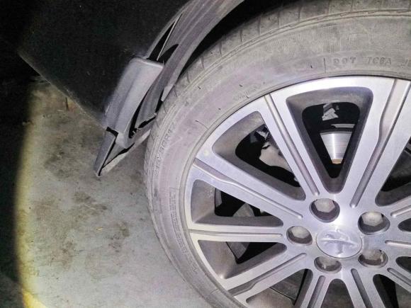 [常州·苏D] 二手标致标致4082014款 1.8L 自动豪华版