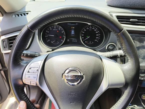 [无锡·苏B] 二手日产奇骏2014款 2.0L CVT舒适版 2WD