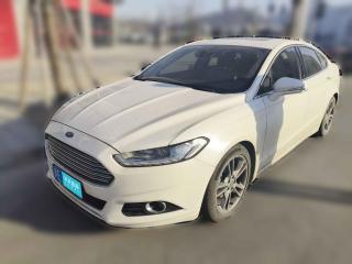 福特蒙迪欧2013款 2.0L GTDi240豪华运动型