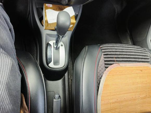 [上海·桂K] 二手日产骊威2013款 1.6XE CVT舒适版