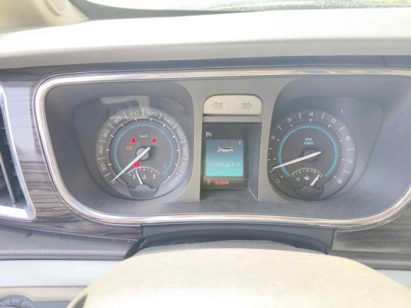 [南通·苏F] 二手别克别克GL82011款 3.0L GT豪华商务豪雅版