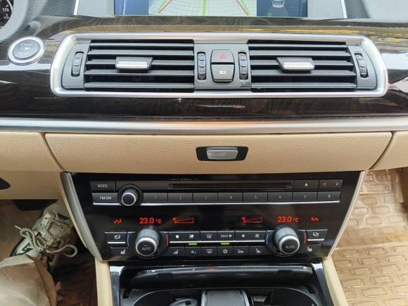 [深圳·粤B] 二手宝马宝马5系GT2011款 535i xDrive豪华型