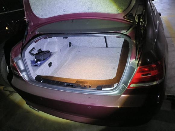 [上海·沪A] 二手宝马宝马3系2009款 325i双门轿跑车